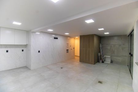 Casa à venda com 244m², 3 quartos e 4 vagas Casa à venda com 244m², 3 quartos e 4 vagasÁrea gourmet