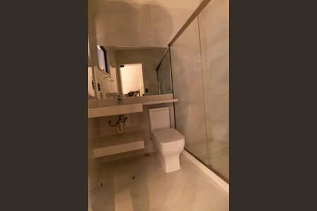 Casa à venda com 244m², 3 quartos e 4 vagas Casa à venda com 244m², 3 quartos e 4 vagasBanheiro Social