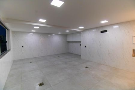 Casa à venda com 244m², 3 quartos e 4 vagas Casa à venda com 244m², 3 quartos e 4 vagasÁrea gourmet