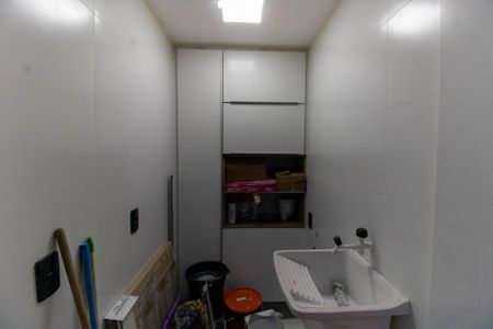 Casa à venda com 244m², 3 quartos e 4 vagas Casa à venda com 244m², 3 quartos e 4 vagasÁrea de Serviço