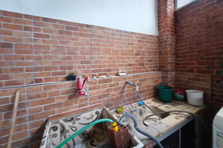 Casa à venda com 350m², 3 quartos e 3 vagasÁrea de Serviço