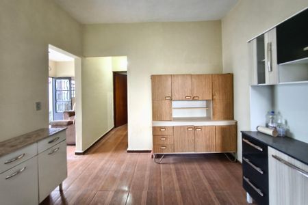 Casa à venda com 350m², 3 quartos e 3 vagasCozinha