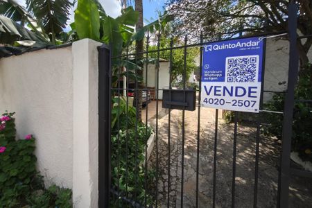 Casa à venda com 350m², 3 quartos e 3 vagasPLACA INSTALADA NA FACHADA