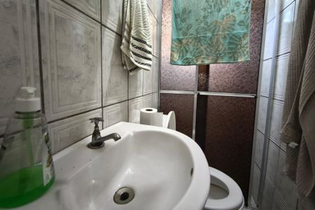 Casa à venda com 350m², 3 quartos e 3 vagasCasa 2 - Banheiro