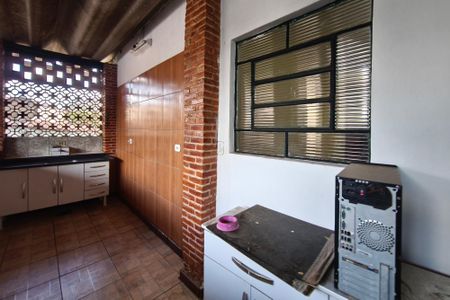 Casa à venda com 350m², 3 quartos e 3 vagasCozinha