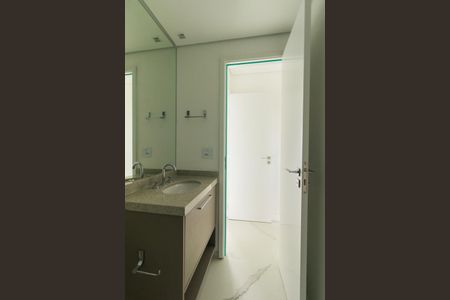 Apartamento para alugar com 82m², 3 quartos e 1 vaga Apartamento para alugar com 82m², 3 quartos e 1 vagaBanheiro Social