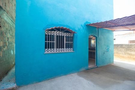 Casa para alugar com 200m², 2 quartos e sem vagaQuintal