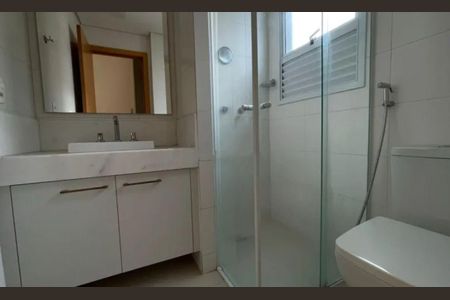 Apartamento à venda com 51m², 1 quarto e 2 vagasBanheiro 