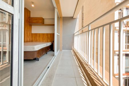 Studio à venda com 28m², 1 quarto e sem vagaVaranda
