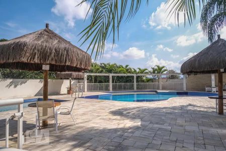 Apartamento à venda com 121m², 3 quartos e 2 vagas Apartamento à venda com 121m², 3 quartos e 2 vagasÁrea comum - Piscina