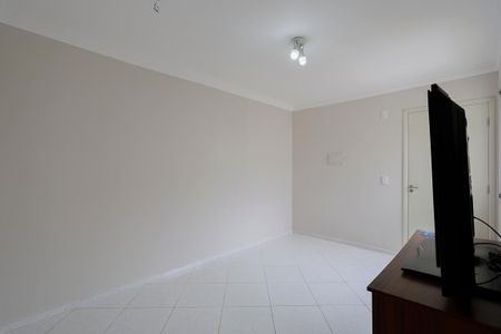 Sala de apartamento para alugar com 2 quartos, 43m² em Jaraguá, São Paulo