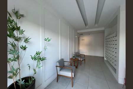 Apartamento à venda com 64m², 2 quartos e 1 vagaHall