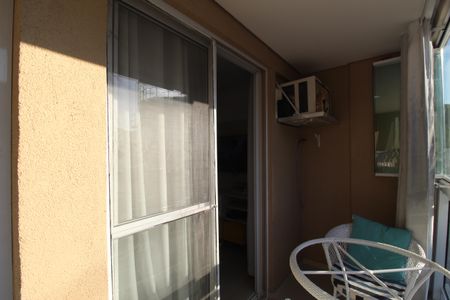 Sala - Varanda de apartamento à venda com 2 quartos, 64m² em Camorim, Rio de Janeiro