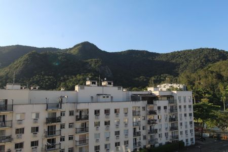 Apartamento à venda com 64m², 2 quartos e 1 vagaSala - Varanda