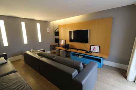 Apartamento à venda com 64m², 2 quartos e 1 vagaÁrea comum - Cine