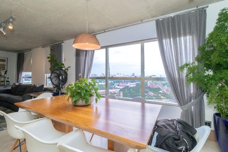 Apartamento para alugar com 150m², 2 quartos e 2 vagas Apartamento para alugar com 150m², 2 quartos e 2 vagasSala de Jantar