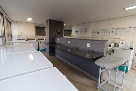 Apartamento para alugar com 150m², 2 quartos e 2 vagas Apartamento para alugar com 150m², 2 quartos e 2 vagasÁrea Comum - Lavanderia