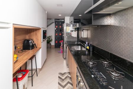 Apartamento para alugar com 150m², 2 quartos e 2 vagas Apartamento para alugar com 150m², 2 quartos e 2 vagasCozinha