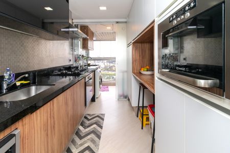 Apartamento para alugar com 150m², 2 quartos e 2 vagas Apartamento para alugar com 150m², 2 quartos e 2 vagasCozinha