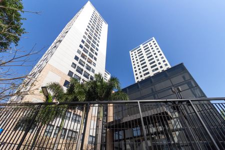 Apartamento para alugar com 150m², 2 quartos e 2 vagas Apartamento para alugar com 150m², 2 quartos e 2 vagasFachada e Portaria