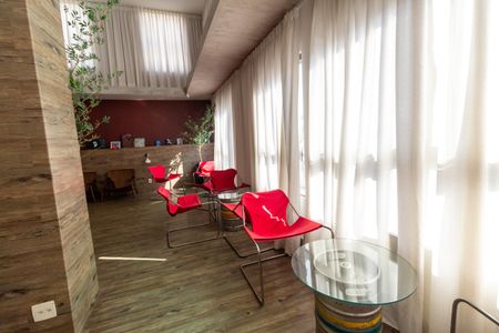 Apartamento para alugar com 150m², 2 quartos e 2 vagas Apartamento para alugar com 150m², 2 quartos e 2 vagasÁrea Comum - Home Office