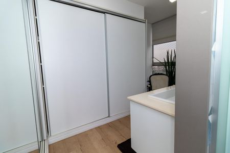Apartamento para alugar com 150m², 2 quartos e 2 vagas Apartamento para alugar com 150m², 2 quartos e 2 vagasBanheiro da Suíte 2