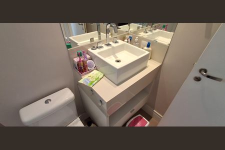 Apartamento à venda com 162m², 3 quartos e 3 vagasBanheiro Suíte 2