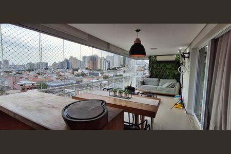 Apartamento à venda com 162m², 3 quartos e 3 vagasVaranda 