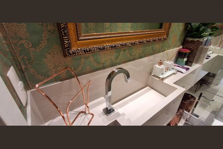 Apartamento à venda com 162m², 3 quartos e 3 vagasLavabo 