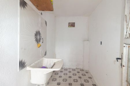 Casa para alugar com 100m², 2 quartos e sem vagaÁrea de Serviço