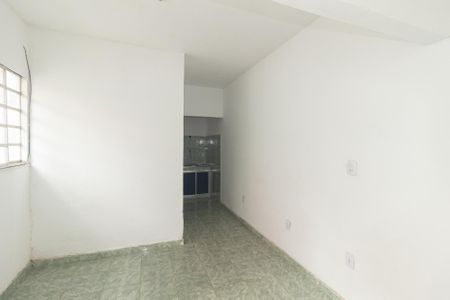 Casa para alugar com 100m², 2 quartos e sem vagaSala