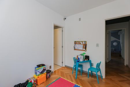 Apartamento à venda com 171m², 3 quartos e 3 vagasSuíte 2