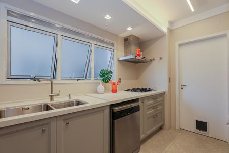 Apartamento à venda com 171m², 3 quartos e 3 vagasCozinha