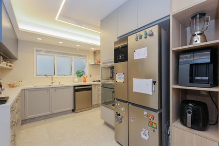 Apartamento à venda com 171m², 3 quartos e 3 vagasCozinha