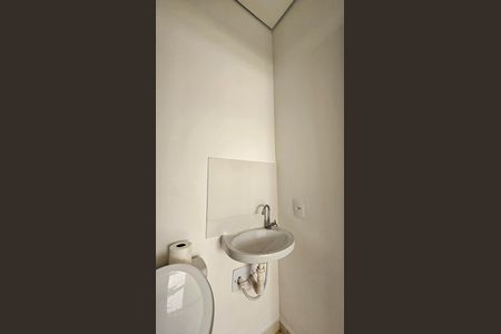 Banheiro Social de apartamento para alugar com 2 quartos, 41m² em Vila Socorro, São Paulo
