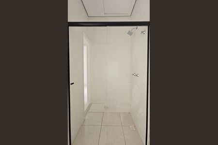 Apartamento para alugar com 41m², 2 quartos e 1 vaga Apartamento para alugar com 41m², 2 quartos e 1 vagaBanheiro Social