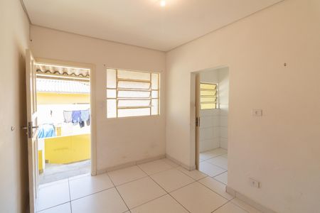 Casa para alugar com 38m², 1 quarto e 1 vaga Casa para alugar com 38m², 1 quarto e 1 vagaSala