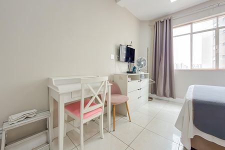 Studio para alugar com 25m², 1 quarto e sem vaga Studio para alugar com 25m², 1 quarto e sem vagaStudio