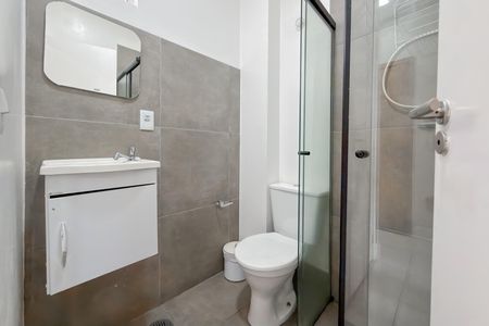 Studio para alugar com 25m², 1 quarto e sem vaga Studio para alugar com 25m², 1 quarto e sem vagaBanheiro Social