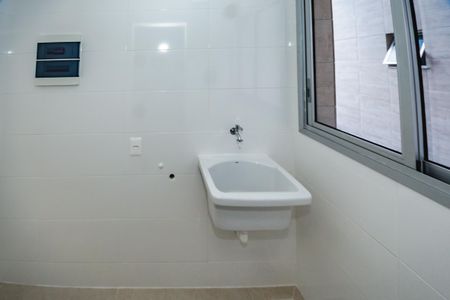 Apartamento à venda com 2 quartos, 79m² em Santa Rosa, Belo Horizonte