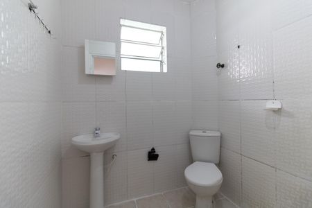 Casa para alugar com 80m², 2 quartos e sem vaga Casa para alugar com 80m², 2 quartos e sem vagaBanheiro