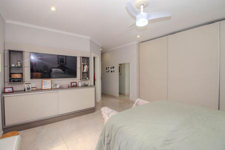 Casa para alugar com 210m², 3 quartos e 4 vagasSuíte