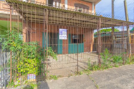 Casa à venda com 220m², 4 quartos e 4 vagasFachada/Placa