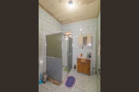 Casa à venda com 220m², 4 quartos e 4 vagasBanheiro Social