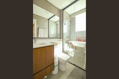 Apartamento para alugar com 167m², 3 quartos e 3 vagas Apartamento para alugar com 167m², 3 quartos e 3 vagasBanheiro da Suíte 1