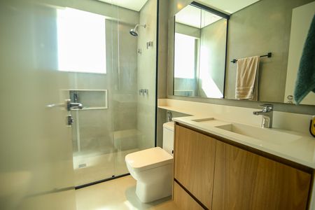 Apartamento para alugar com 167m², 3 quartos e 3 vagas Apartamento para alugar com 167m², 3 quartos e 3 vagasBanheiro Social