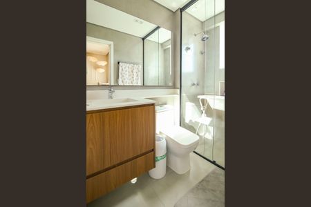 Apartamento para alugar com 167m², 3 quartos e 3 vagas Apartamento para alugar com 167m², 3 quartos e 3 vagasBanheiro da Suíte 1