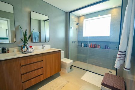 Apartamento para alugar com 167m², 3 quartos e 3 vagas Apartamento para alugar com 167m², 3 quartos e 3 vagasBanheiro da Suíte 2