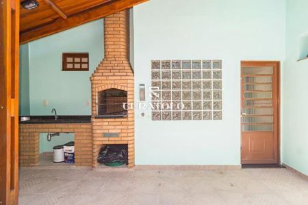 Casa à venda com 4 quartos, 210m² em Vila Prudente, São Paulo