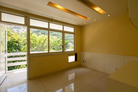 Casa de condomínio à venda com 450m², 5 quartos e 5 vagas  Quarto 2 suíte 